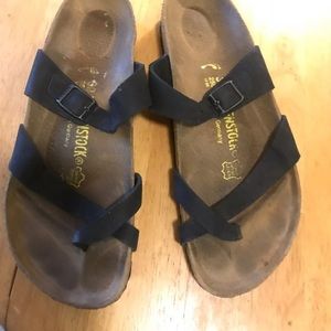 very very lightly used birkenstock’s so 39